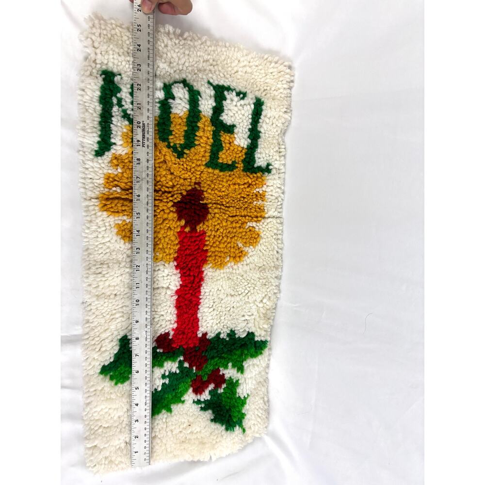 Vintage Latch Hook Wall Hanging Rug Christmas‎ Noel Candle White Green Gold - Picture 2 of 10